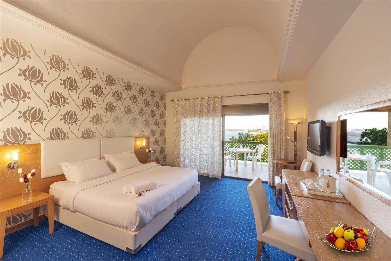 Golden Tulip Al Jazira Hotel & Resort Абу-Дабі Екстер'єр фото
